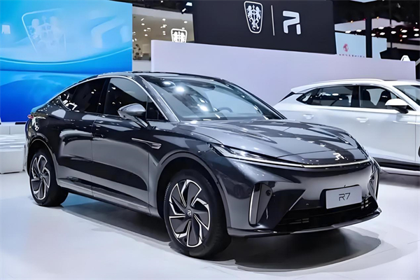 ok138太阳集团：越过2024年的“极点”，在2025进入新的速度和节奏