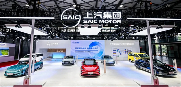 刚过去的一个月 上汽启幕了一场声势浩大的产品和技术的密集发布