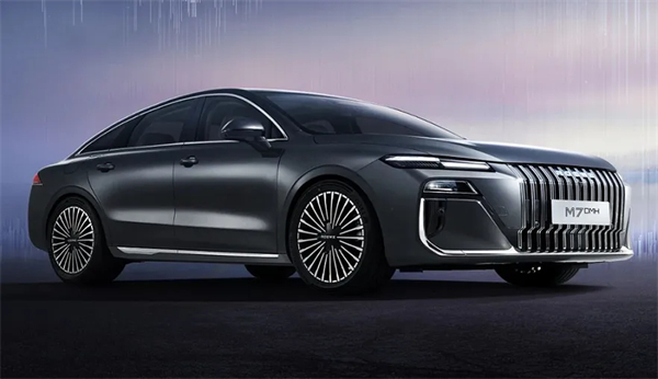 刚过去的一个月 上汽启幕了一场声势浩大的产品和技术的密集发布