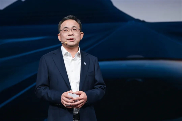 留在码头的船才最安全，但那不是上汽的目的