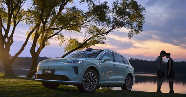 尚界H5揭开神秘面纱，这会是年轻人的第一辆鸿蒙智行么？