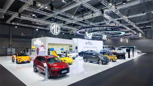 五指成拳,六连升!上汽稳控方向盘