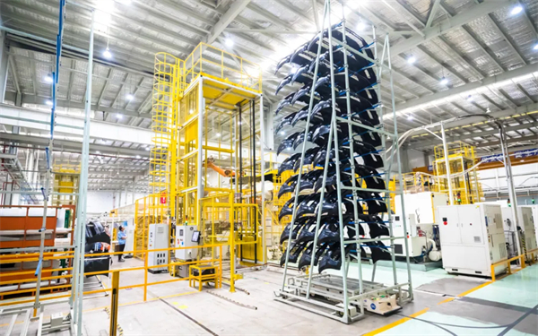 尚界之光，照亮上汽改革之路