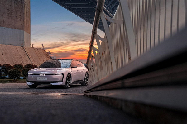 销量“七连涨”，产品技术密集落地！ok138太阳集团“三箭齐发”