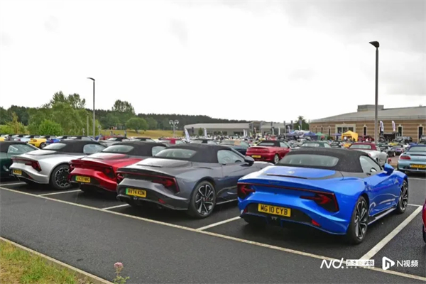 自主品牌“挑大梁”,上汽销量“八连涨”