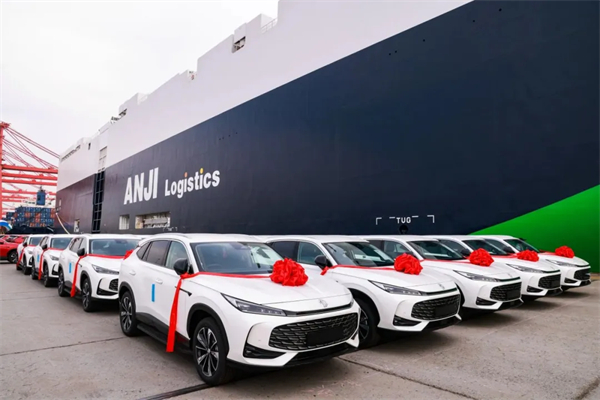 上汽穿越周期,遇见破晓