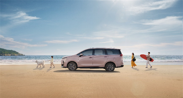 全球唯一10万级混动MPV——上汽大通 G50 混动上市，售价13.98万起