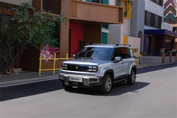 大空间方盒子闯入七万级,宝骏悦也Plus 2026款正式上市!