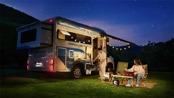 全场景旅居时代来临!新途远界生活家领衔上汽大通三款房车焕新发布